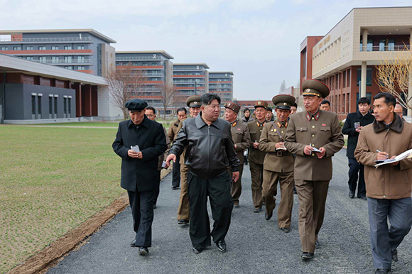 경애하는 김정은동지께서
조선로동당 중앙간부학교건설장을 현지지도하시였다
