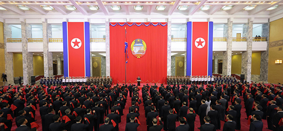 조선민주주의인민공화국창건 ７７돐기념 국기게양식 및 중앙선서모임 진행











 