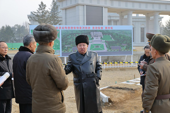 경애하는 김정은동지께서 해외군사작전 전투위훈기념관건설사업을 현지지도하시였다