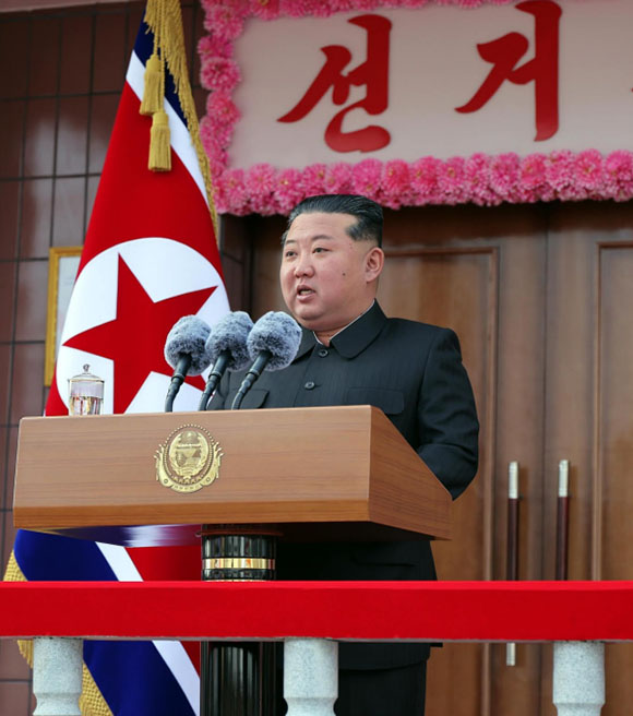 천성청년탄광 로동계급과 일군들앞에서 한 김정은동지의 연설